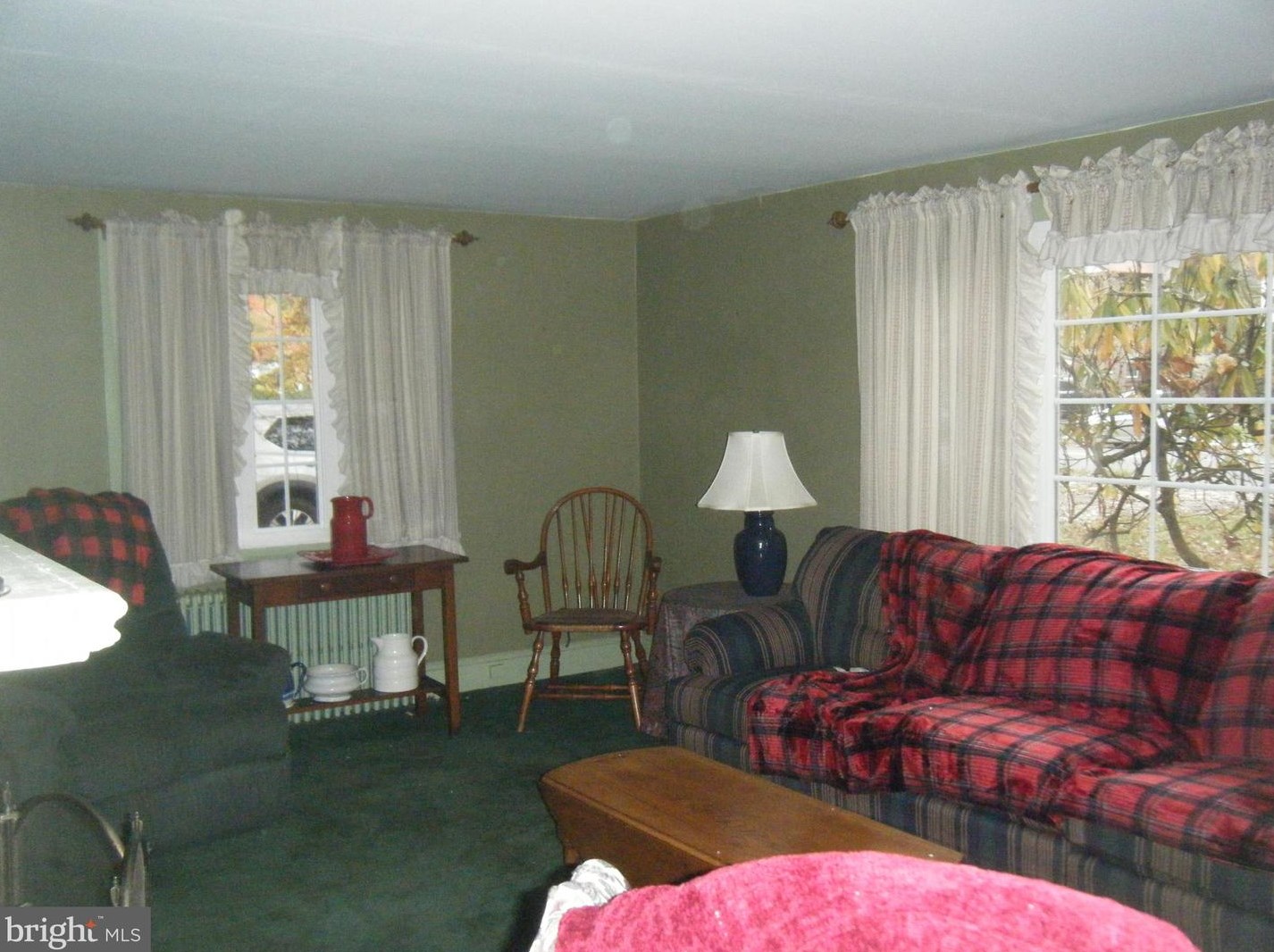 1445 Stuyvesant Ave, Trenton NJ 08618-4104 exterior