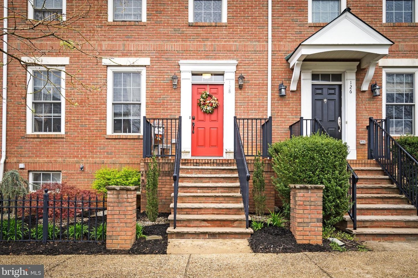 128 Burnet Cres, Trenton, NJ 08691-4148