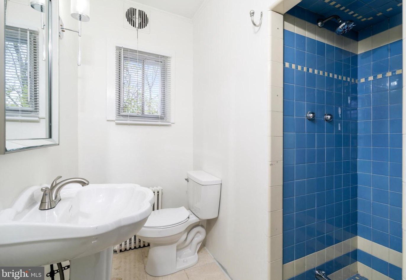 940 Berkeley Ave, Trenton NJ 08618-5322 exterior