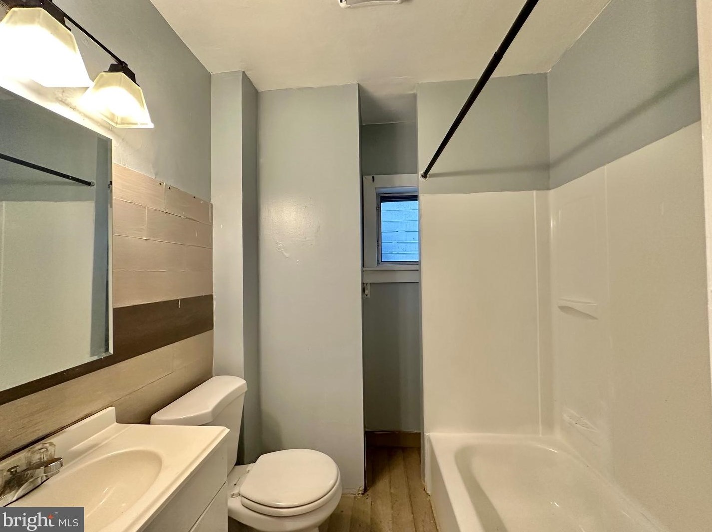 126 Kent St, Trenton NJ  08611-1018 exterior