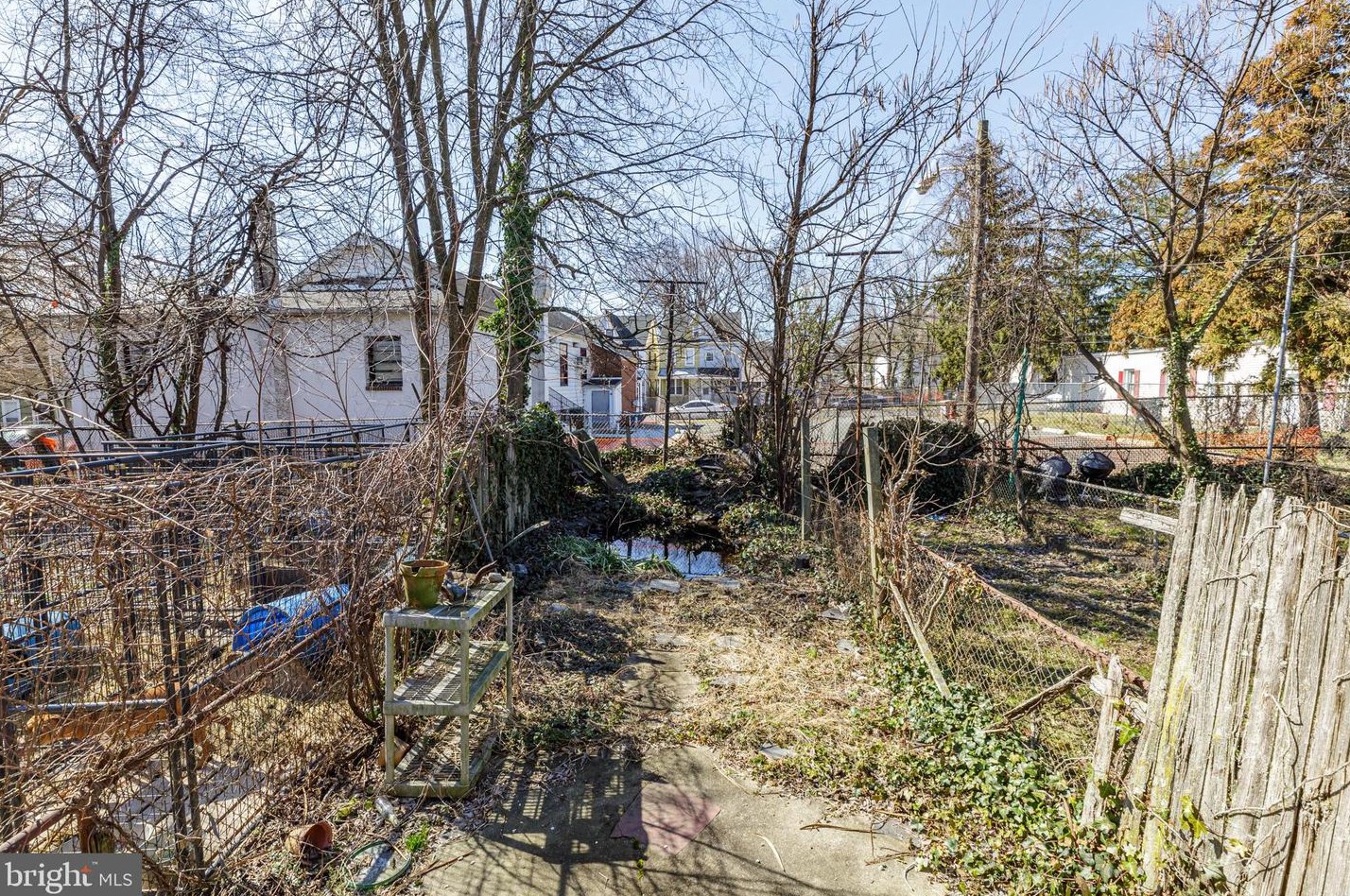 61 Chase St, Trenton NJ 08638-4205 exterior