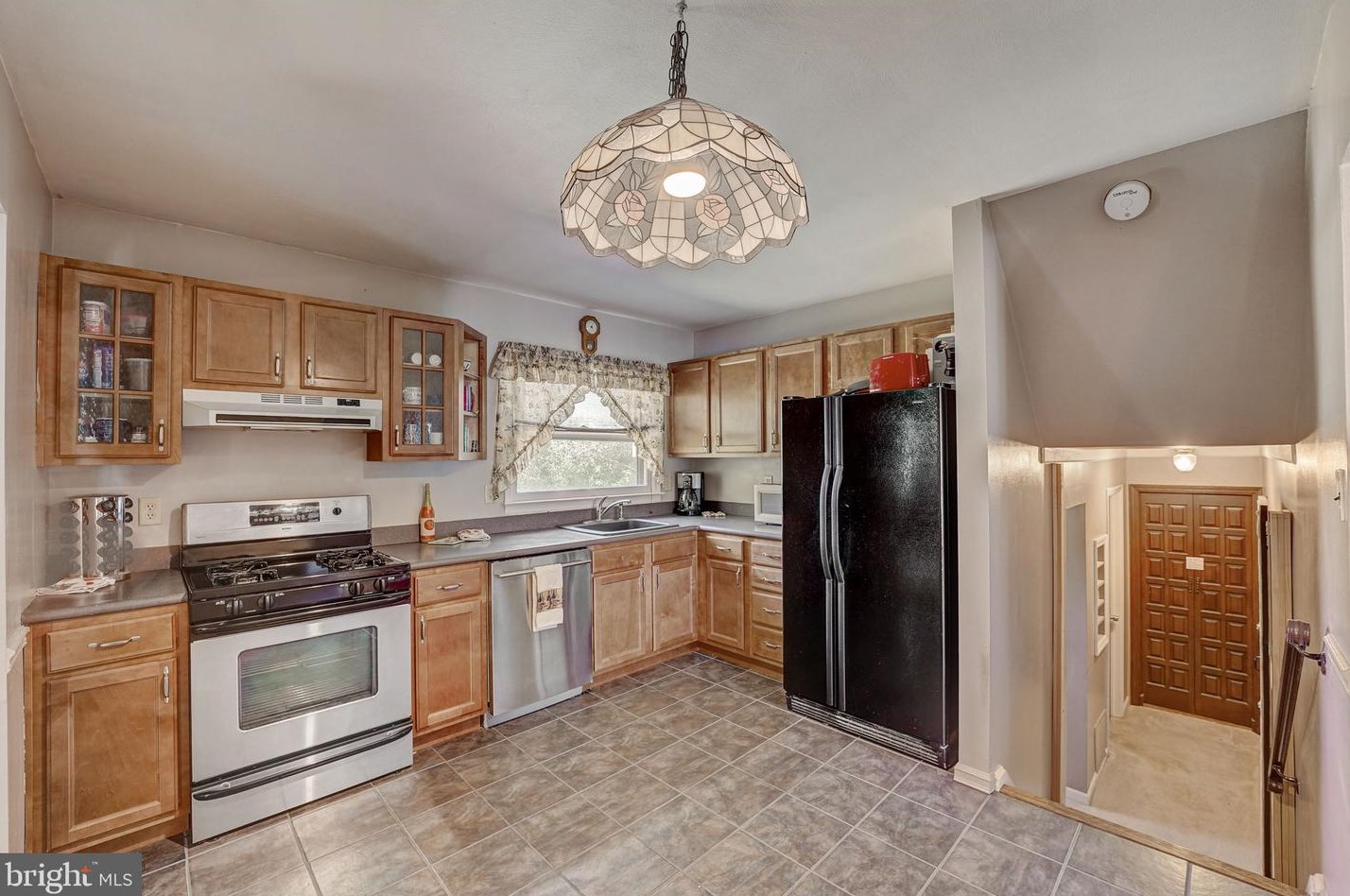 4 Rosetree Ln, Trenton NJ 08648-3232 exterior