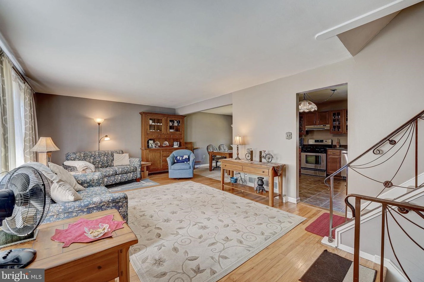 4 Rosetree Ln, Trenton NJ 08648-3232 exterior