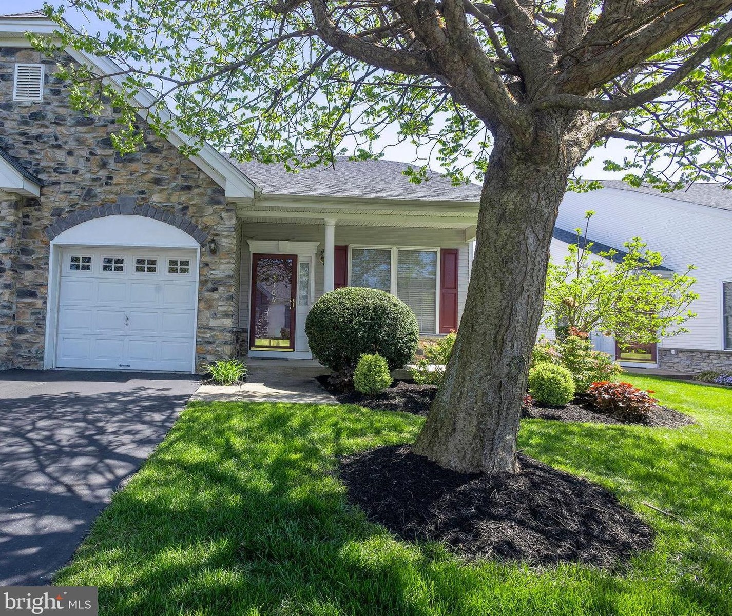 106 Caitlin Ln, Trenton, NJ 08691