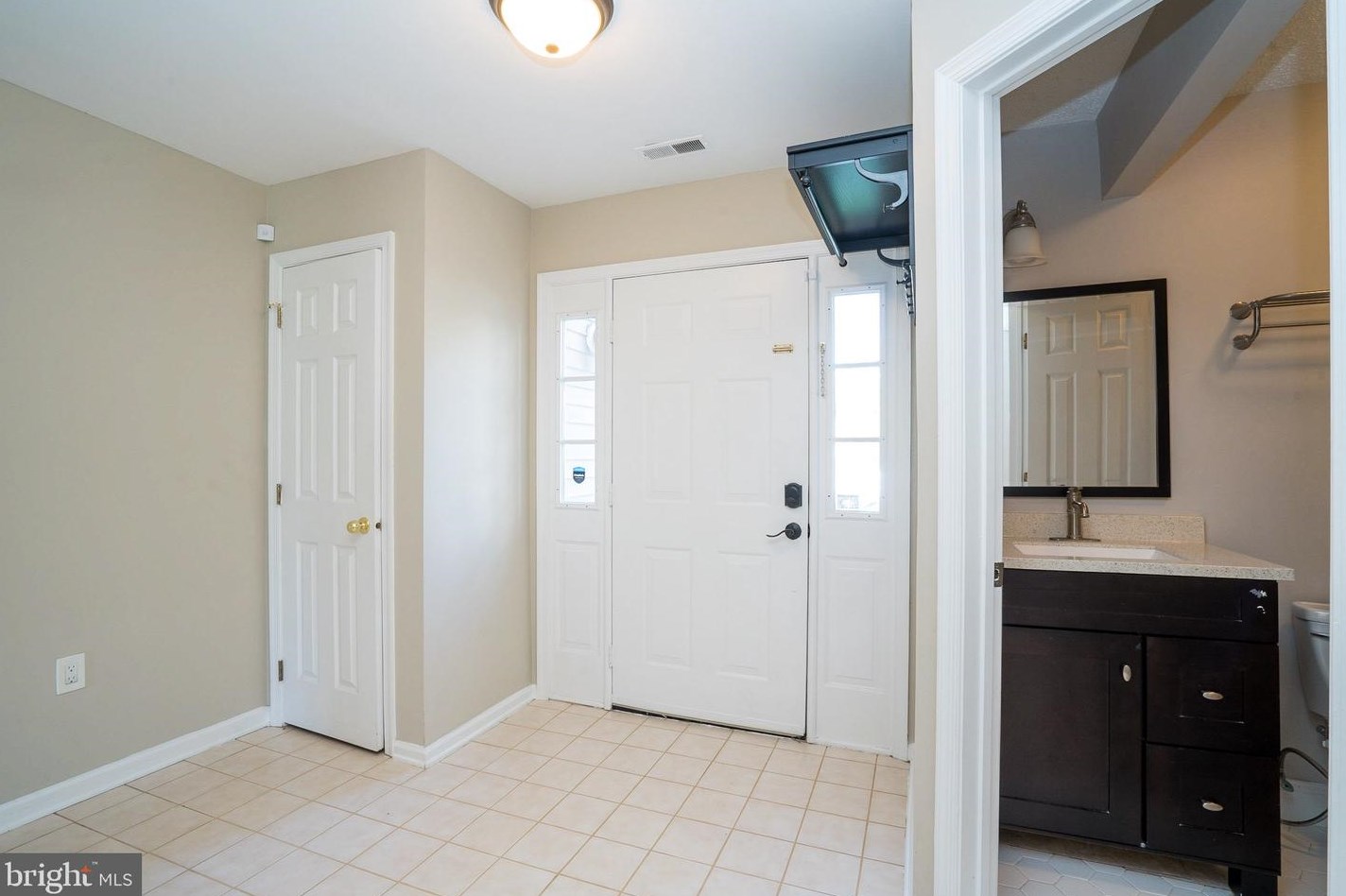 98 Wenlock Ct, Princeton, NJ 08540