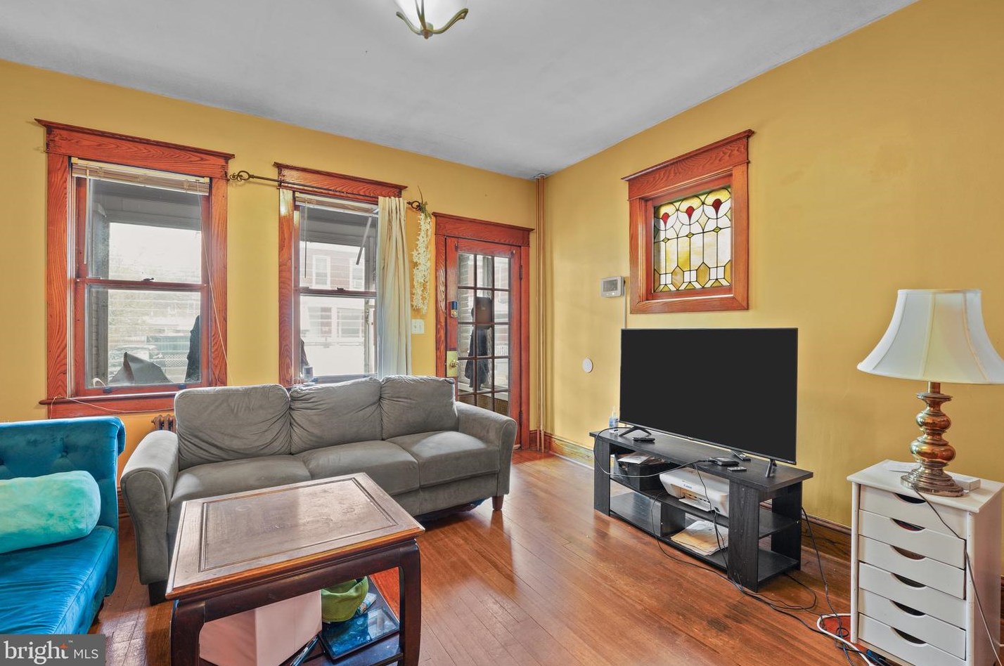133 Barnt Ave, Trenton NJ  08611-2705 exterior