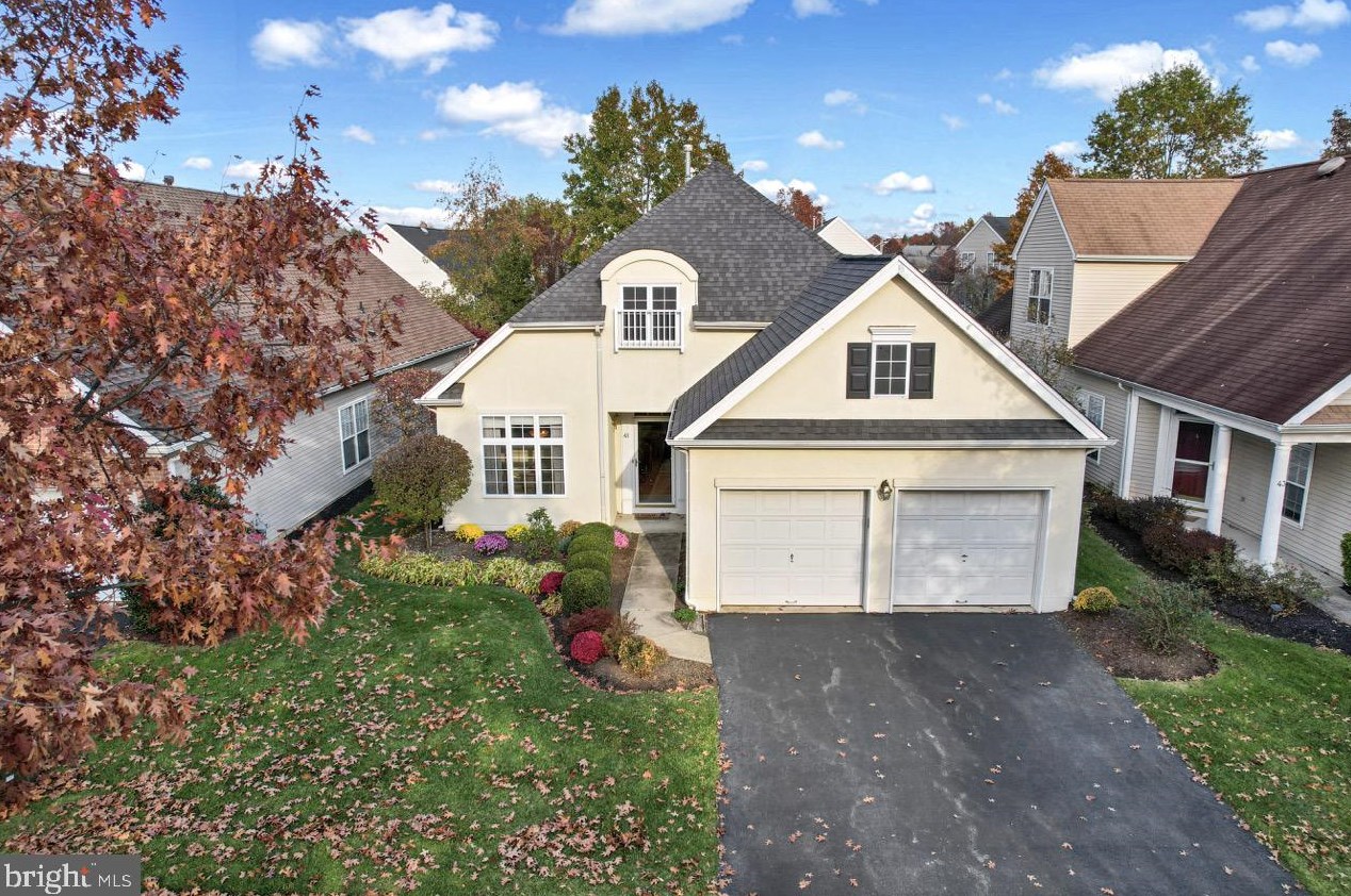41 Cardinal Flower Ln, W Windsor Township, NJ 08550