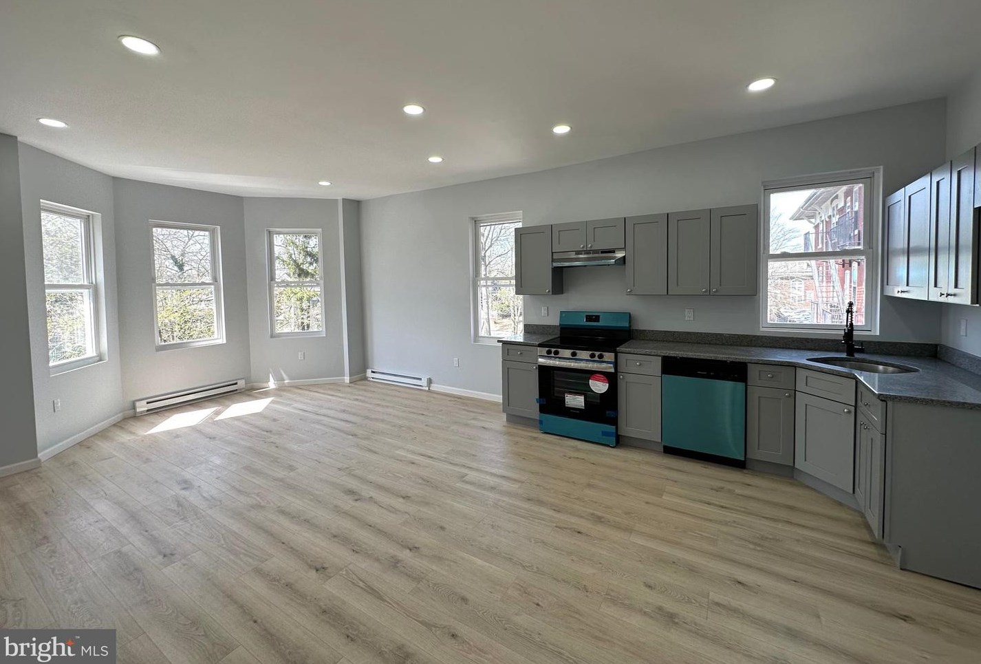 1109 State St #3, Trenton, NJ 08618