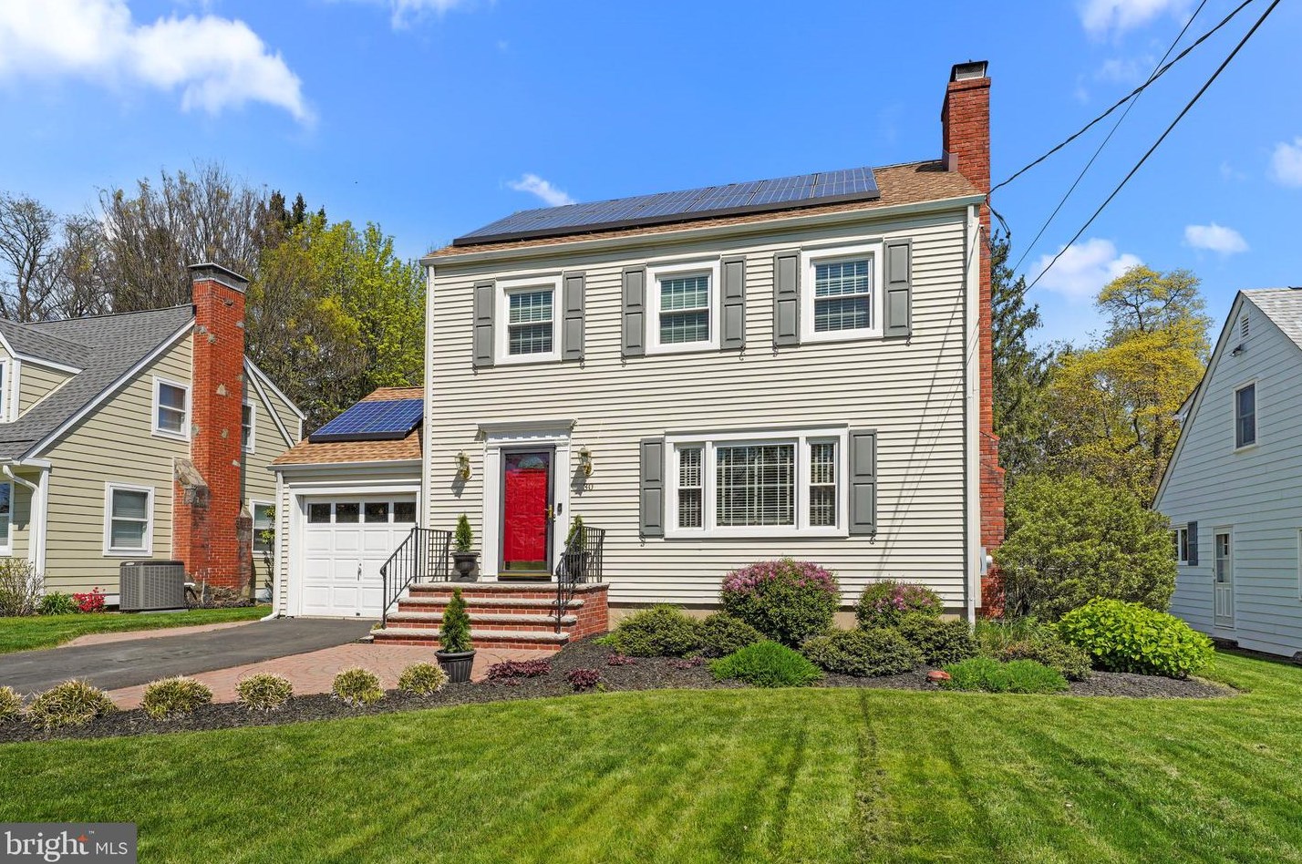 30 Hilltop Rd, Trenton, NJ 08628