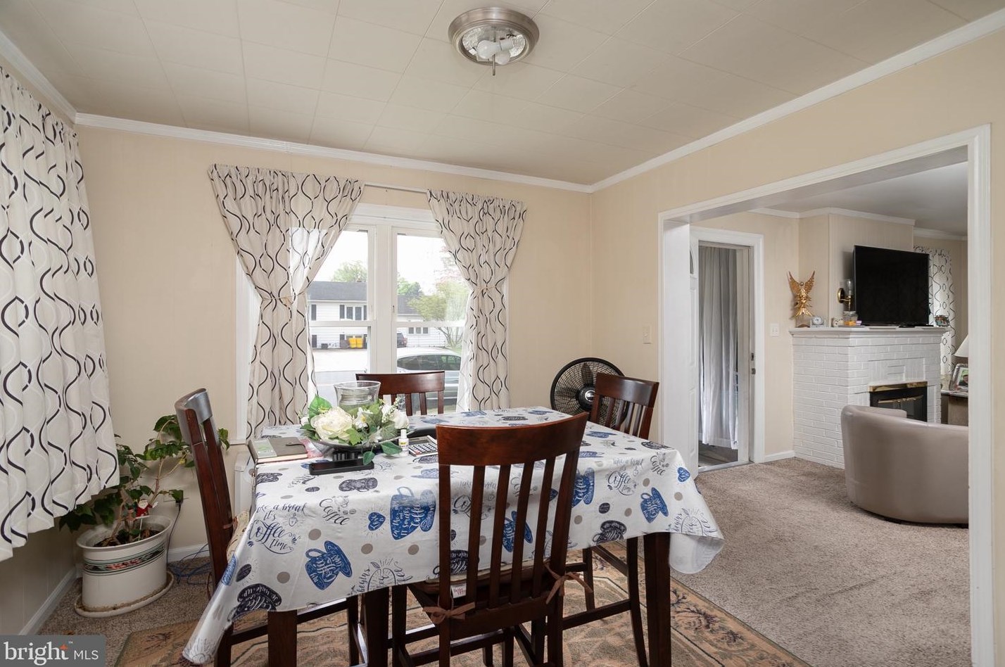 2358 Hamilton Ave, Trenton NJ  08609-2706 exterior