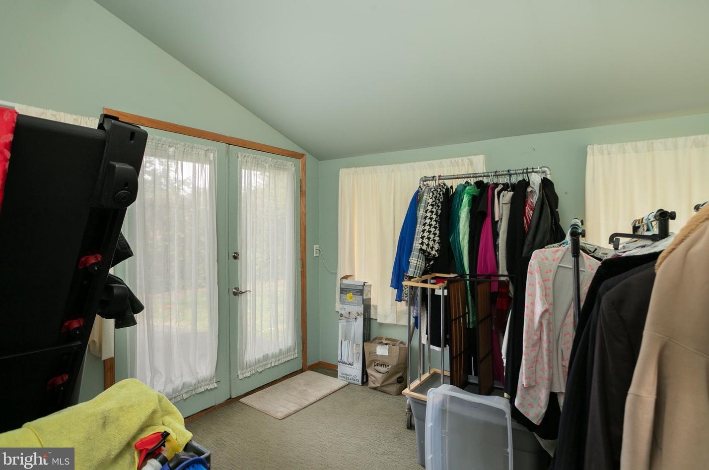 2358 Hamilton Ave, Trenton NJ  08609-2706 exterior