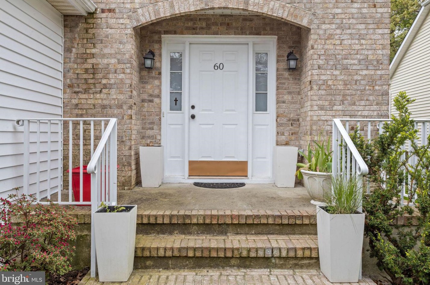 60 Canal View Dr, Lawrence Township, NJ 08648