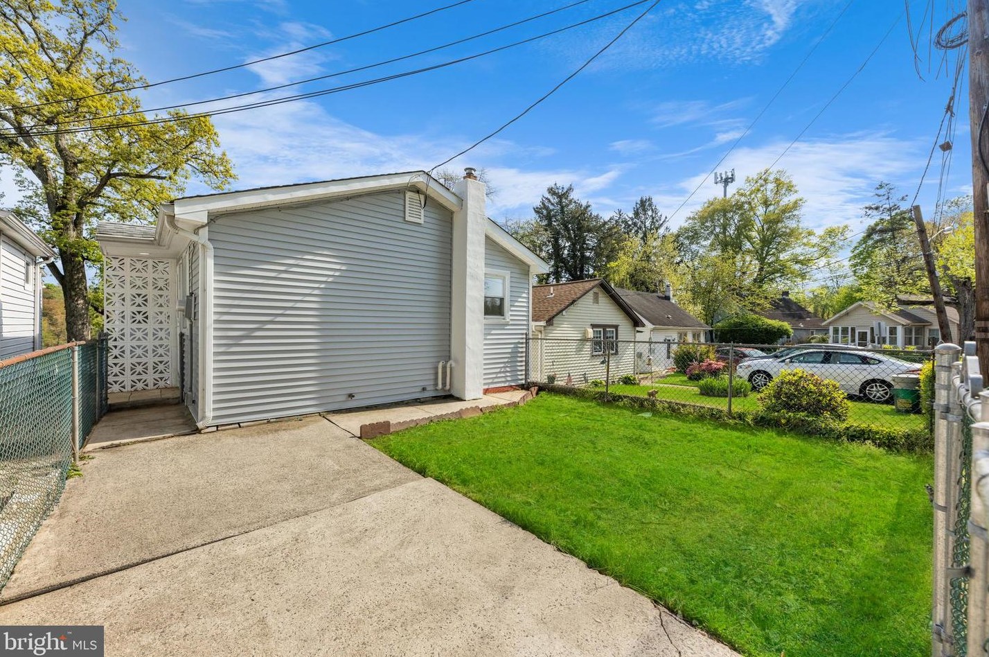 4 Hickman Dr, Trenton, NJ 08610-1611