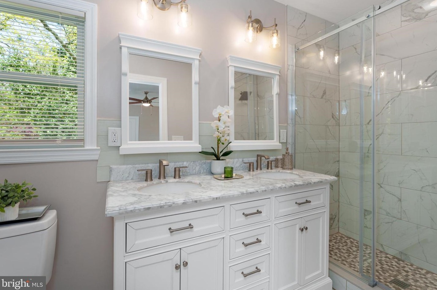 1708 Lawrence Rd, Trenton NJ 08648 exterior