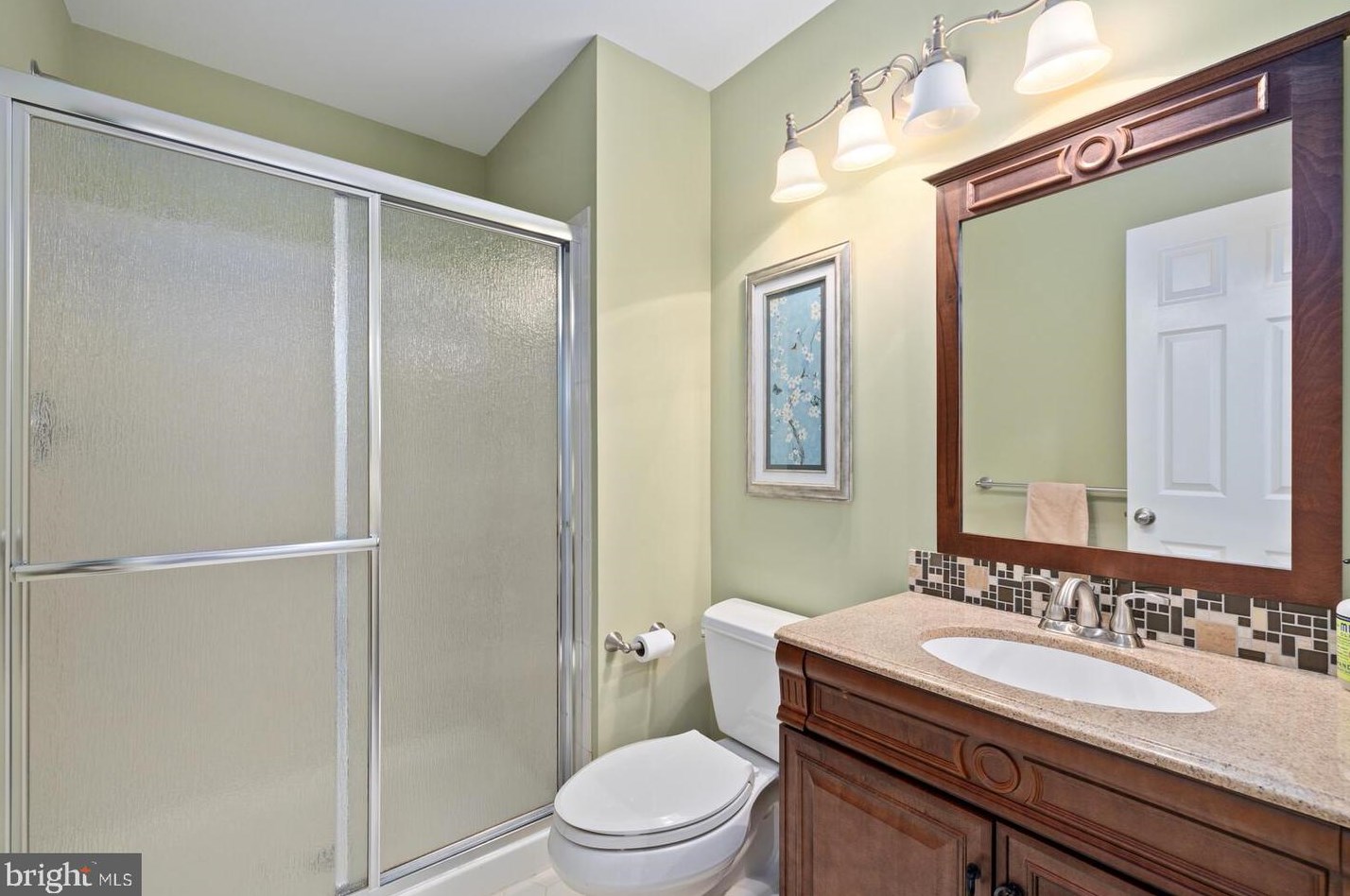 61 Lehavre Ct, Trenton NJ  08619-4724 exterior