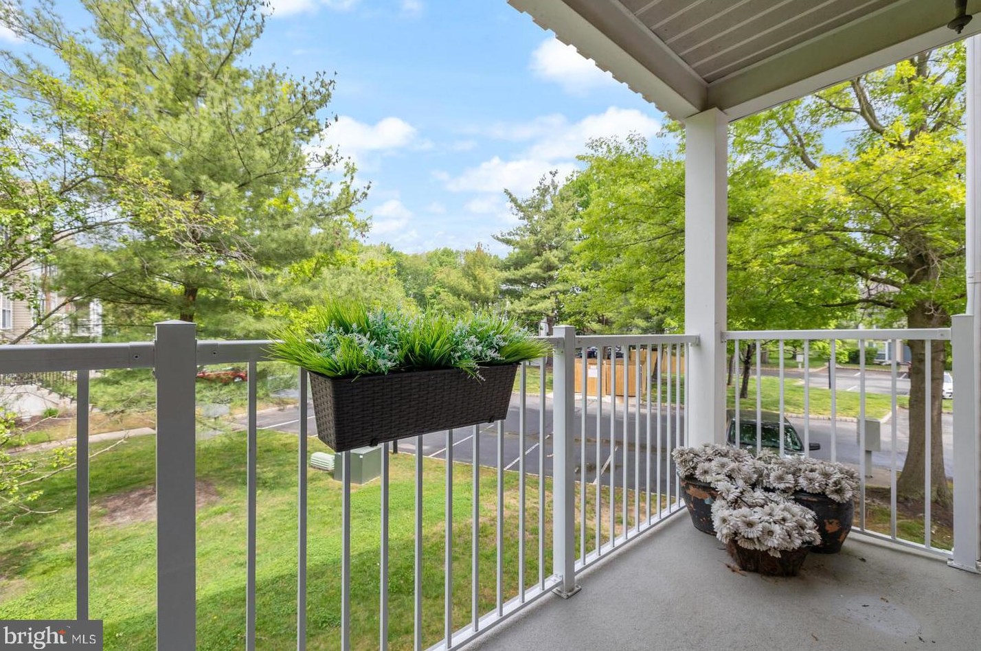 61 Lehavre Ct, Trenton NJ  08619-4724 exterior