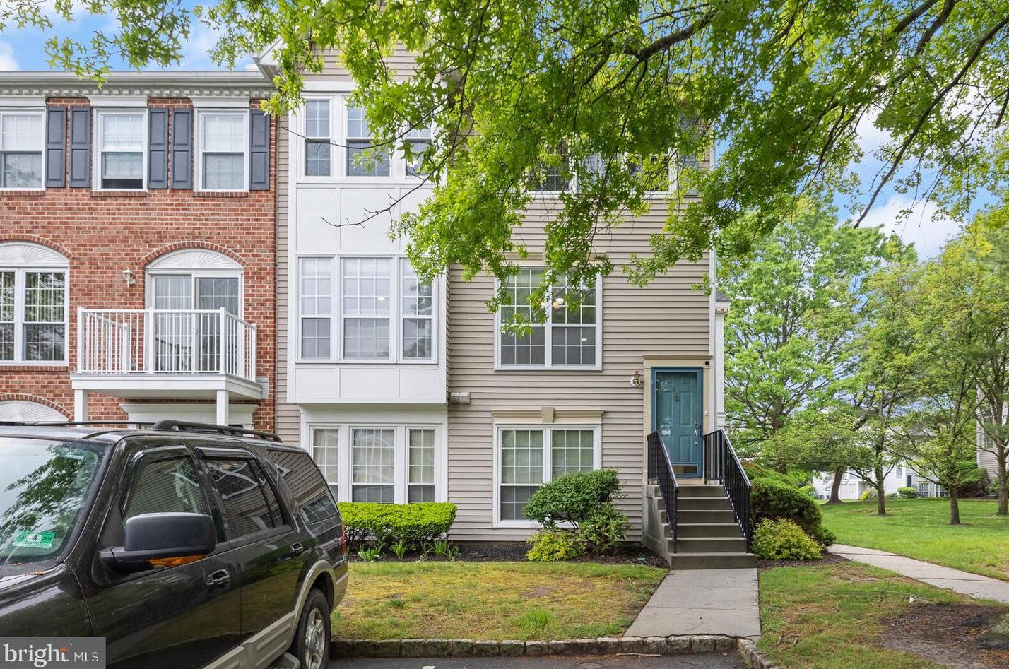 61 Lehavre Ct, Trenton NJ  08619-4724 exterior