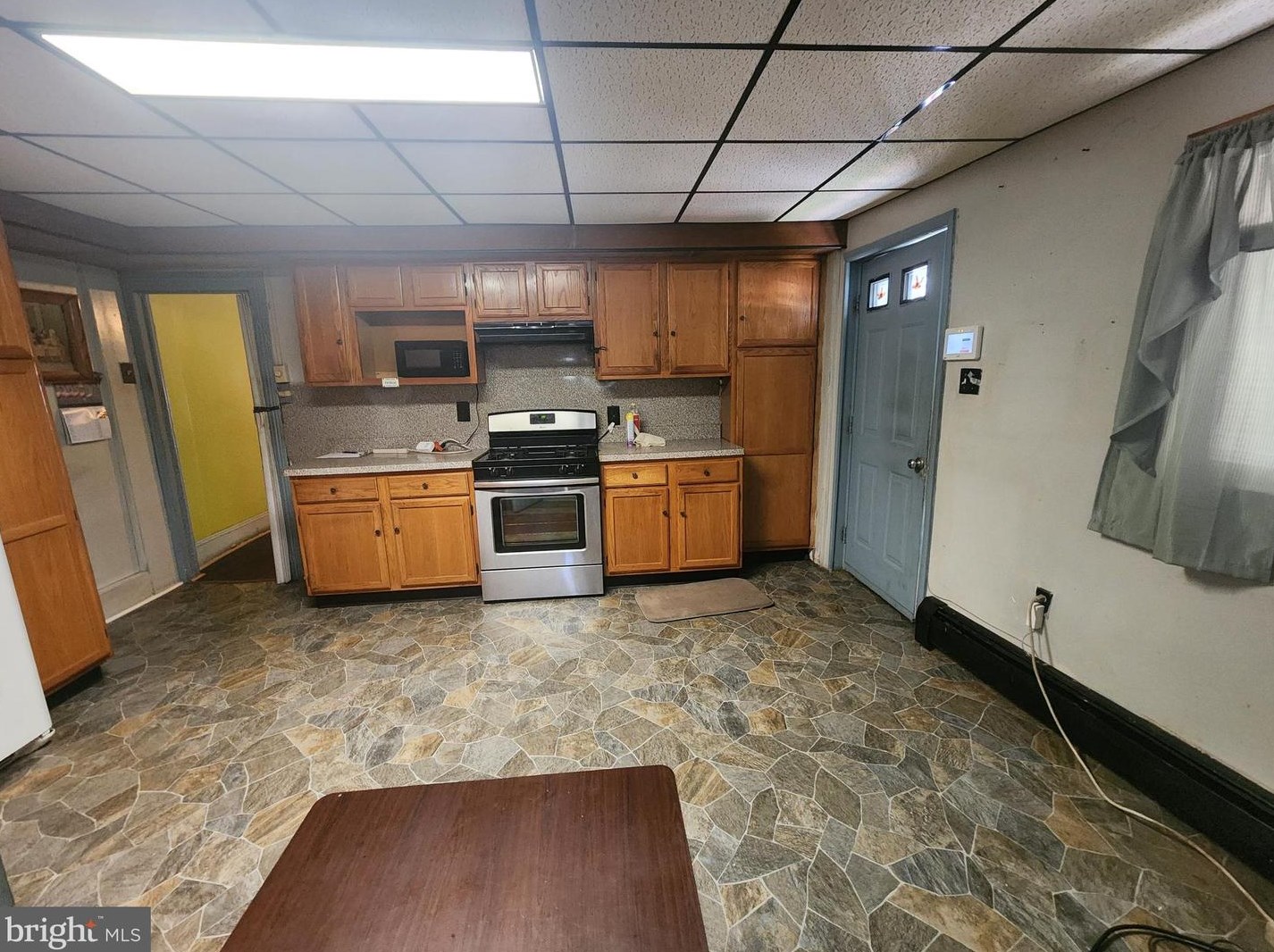 101 Taylor St, Trenton NJ 08638-4341 exterior