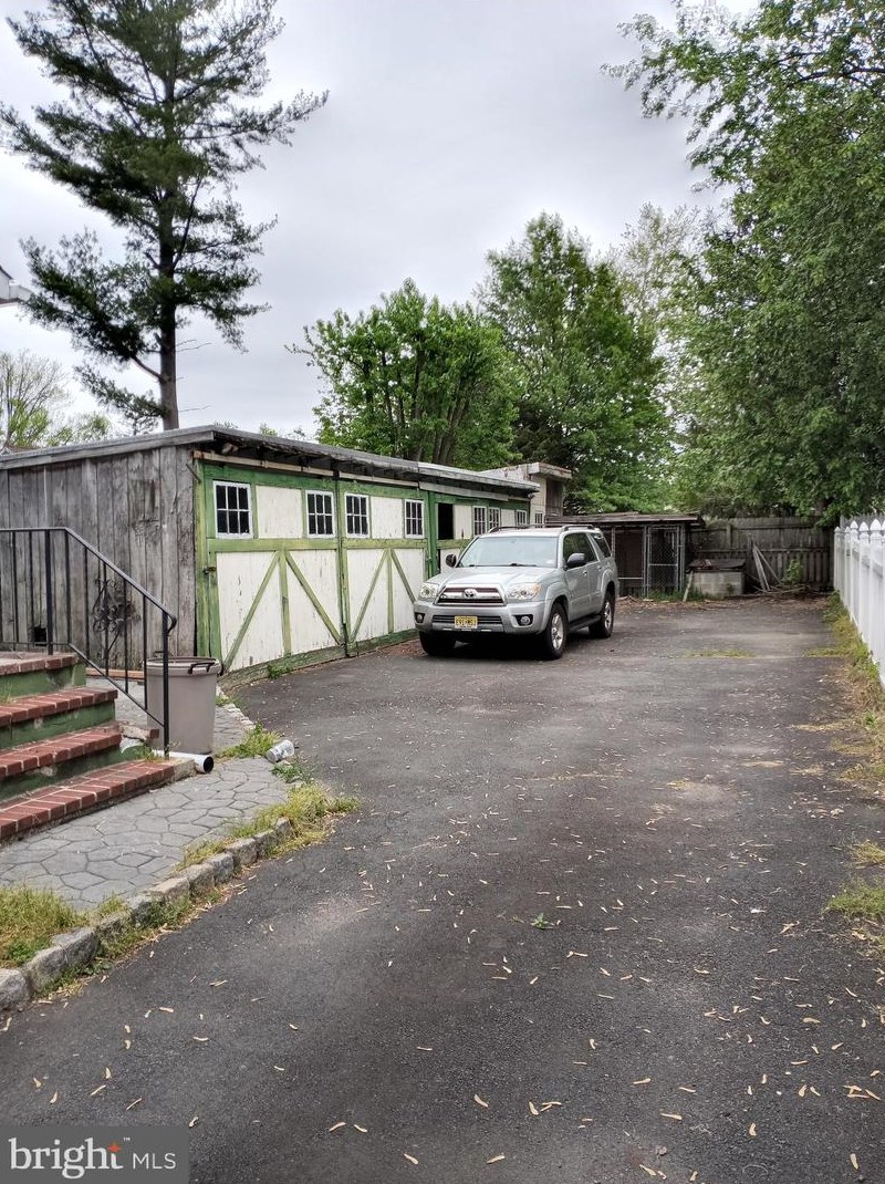 472-476 S Logan Ave, Trenton, NJ 08629