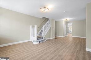 27 Oak St, Trenton, NJ 08638