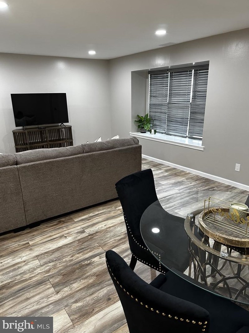 165 Wyndham Pl, Trenton NJ 08691-3133 exterior