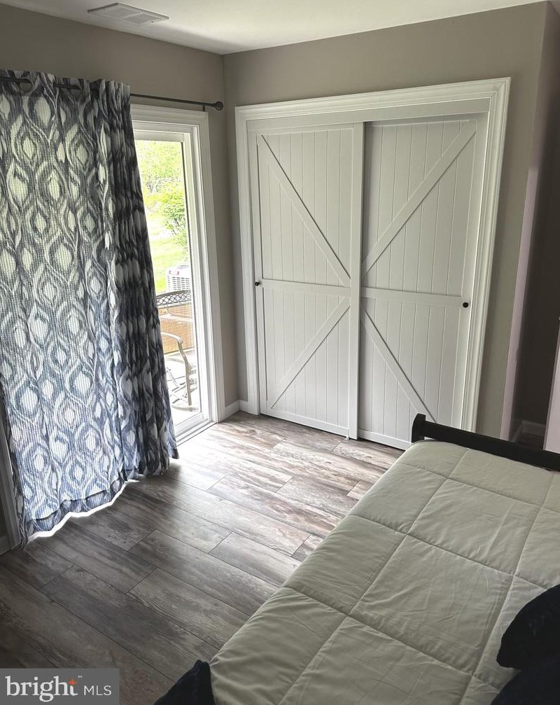 165 Wyndham Pl, Trenton NJ 08691-3133 exterior