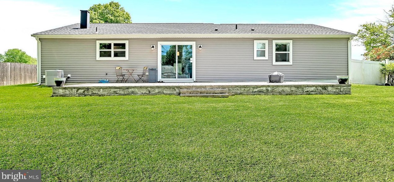 48 Misty Morn Ln, Trenton NJ 08638-1826 exterior