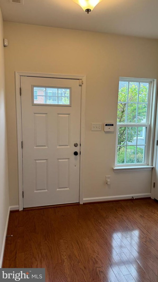 24 Sundance Dr, Trenton, NJ 08619-3967