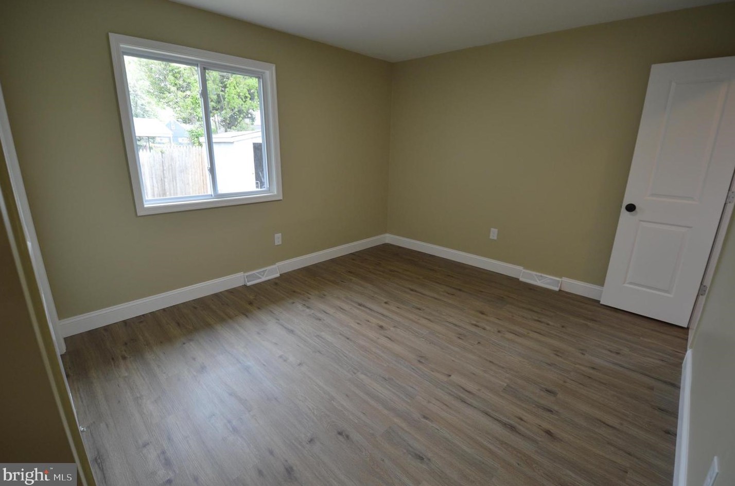 172 Jeremiah Ave, Trenton NJ 08610-6538 exterior