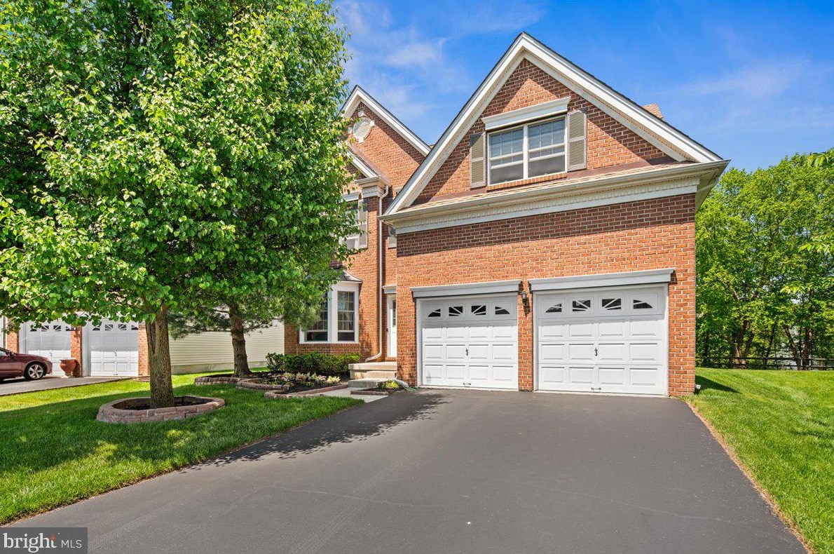 38 Devonshire Dr, Princeton, NJ 08540-6296