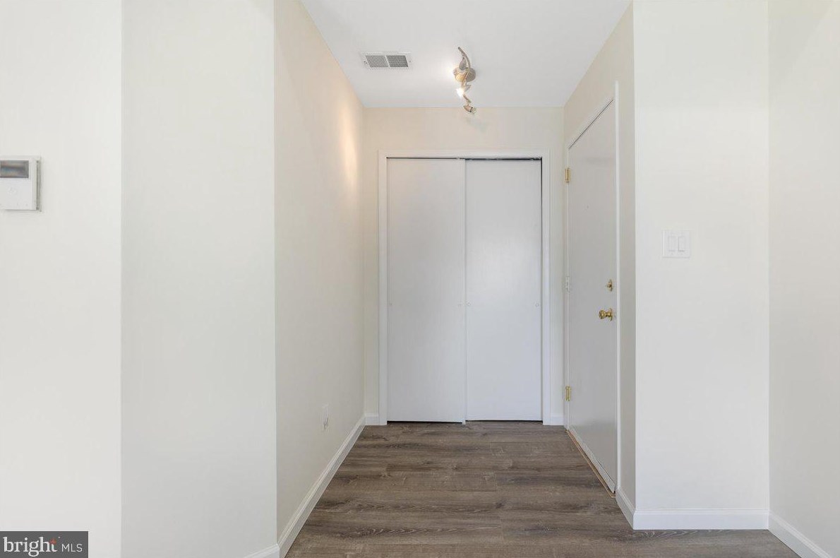 301 Trinity Ct #11, Princeton, NJ 08540