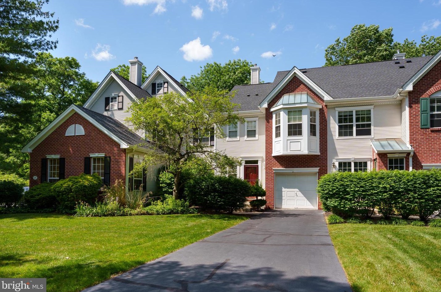 5 Campbell Woods Way, Princeton, NJ 08540