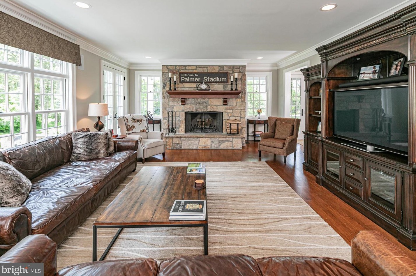 571 Pretty Brk Rd, Princeton NJ 08540-7525 exterior