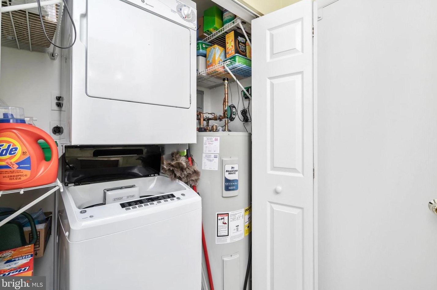 18 Pinewood Dr, Trenton NJ  08690-3346 exterior