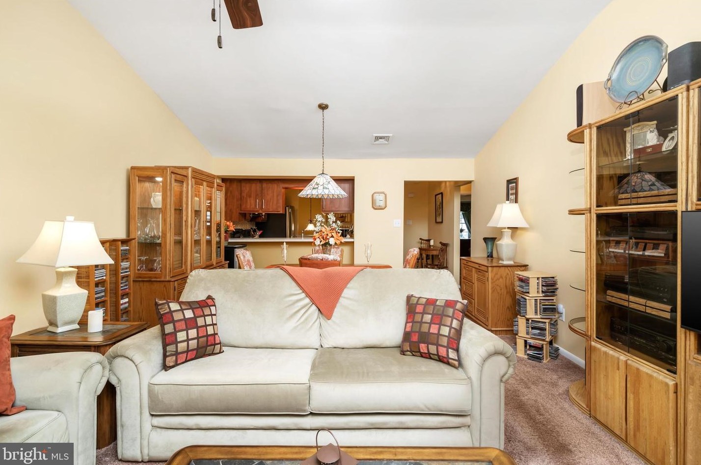 18 Pinewood Dr, Trenton NJ  08690-3346 exterior