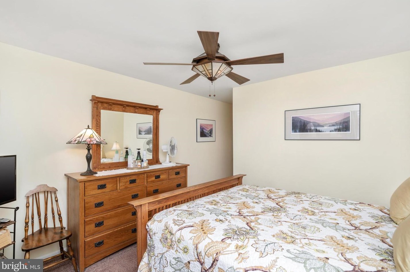 18 Pinewood Dr, Trenton NJ  08690-3346 exterior