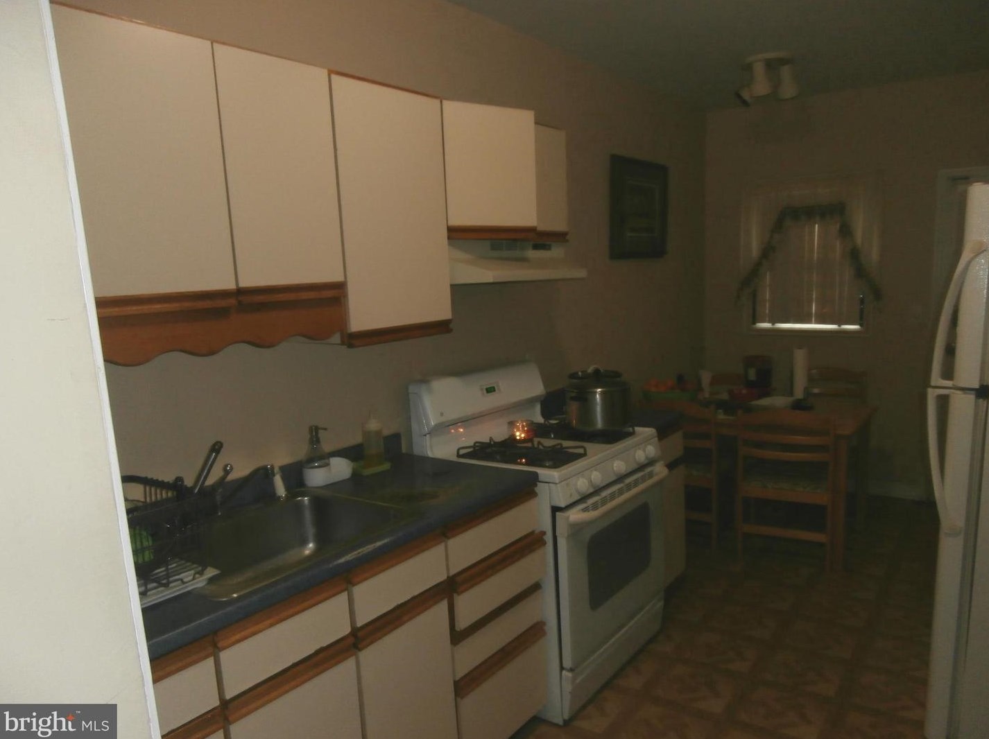 56 Bayard St, Trenton NJ  08611-1504 exterior