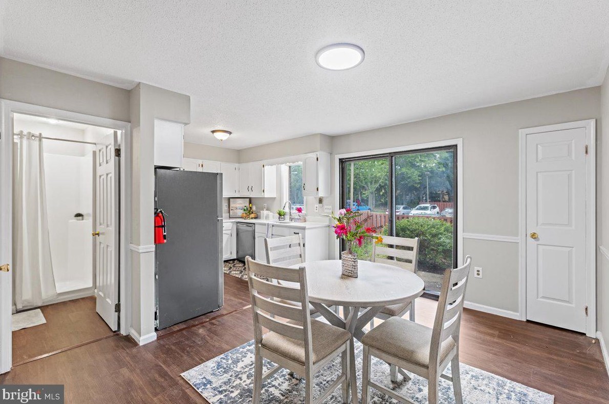 I-1 Shirley Ln, Trenton NJ 08648 exterior