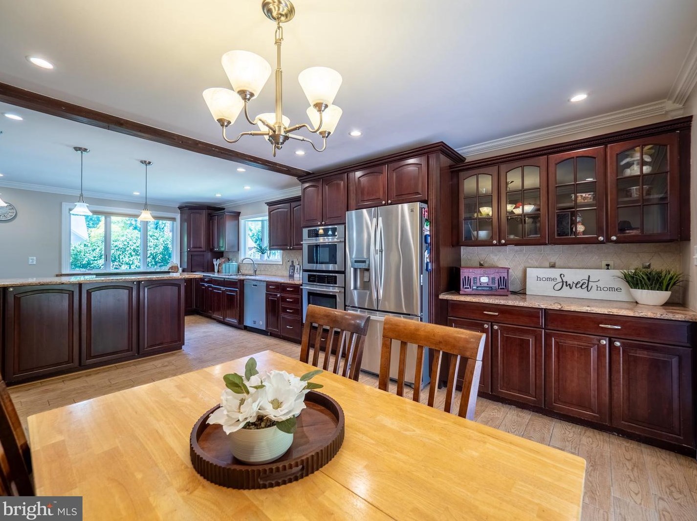 38 Floral Ave, Trenton NJ 08619-1810 exterior