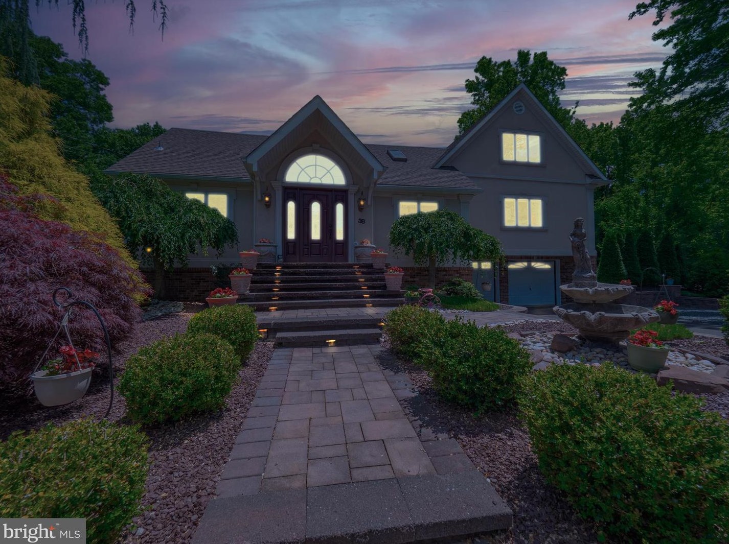 38 Floral Ave, Trenton, NJ 08619-1810