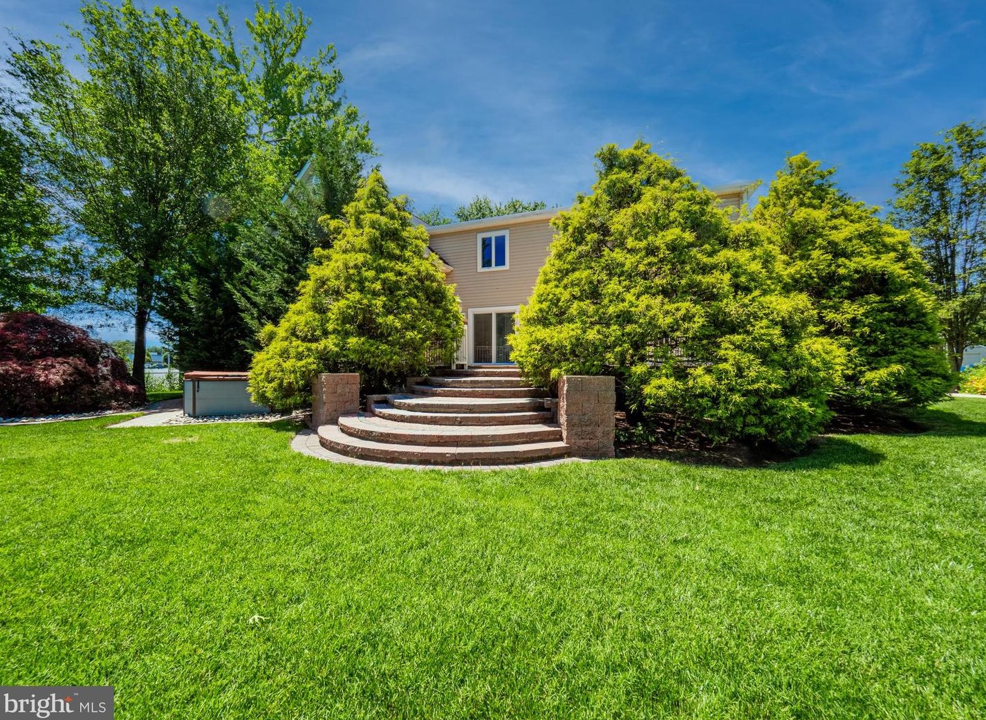 38 Floral Ave, Trenton NJ 08619-1810 exterior