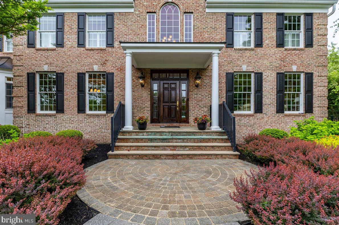 27 Random Rd, Princeton, NJ 08540-4065