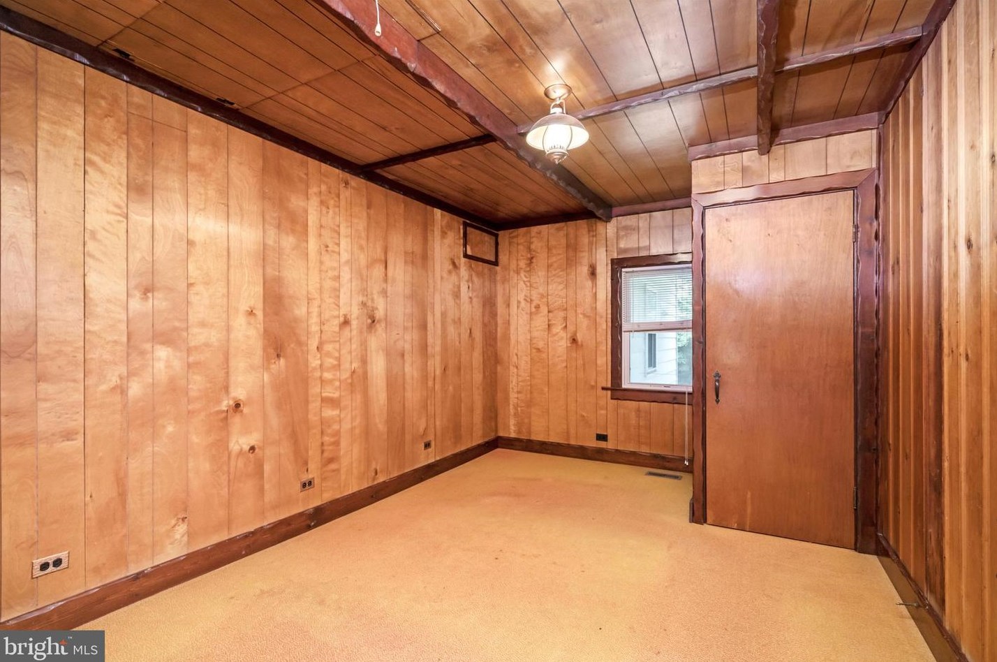 233 Tettemer Ave, Trenton NJ 08610-1521 exterior