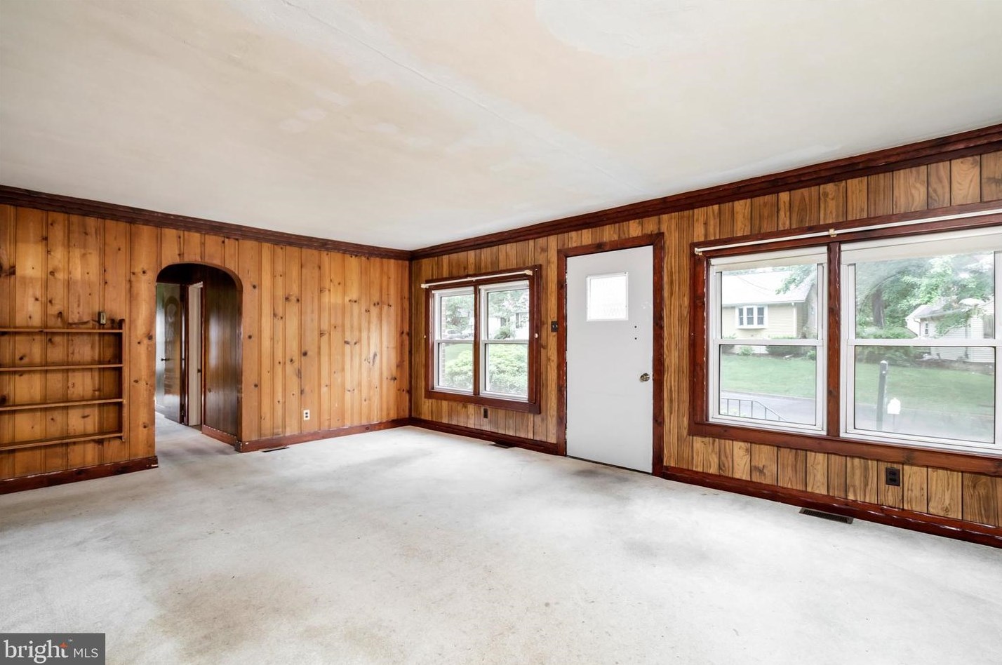 233 Tettemer Ave, Trenton NJ 08610-1521 exterior