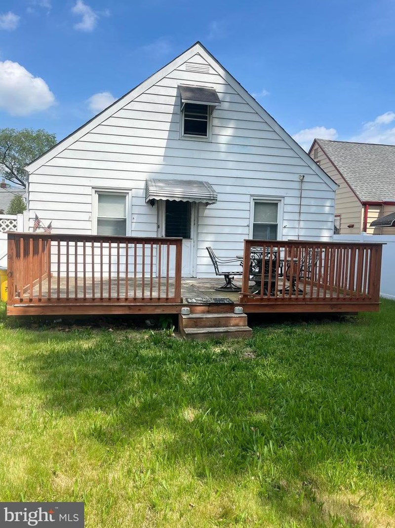 147 Jeremiah Ave, Trenton NJ  08610-6537 exterior