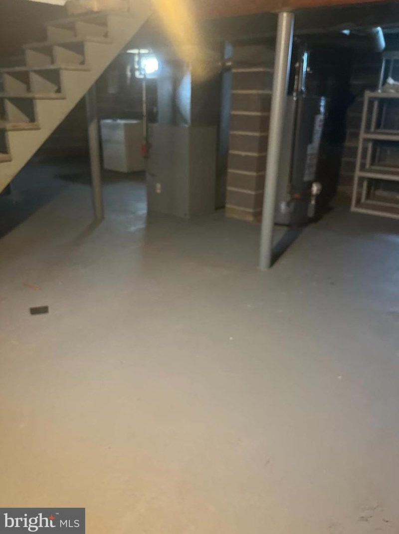 147 Jeremiah Ave, Trenton NJ  08610-6537 exterior