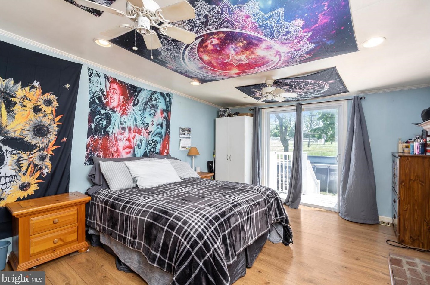 262 Edward Ave, Trenton NJ 08610-3906 exterior