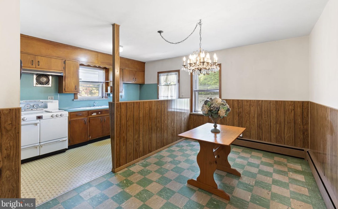 177 Taft Ave, Trenton NJ 08610-1913 exterior