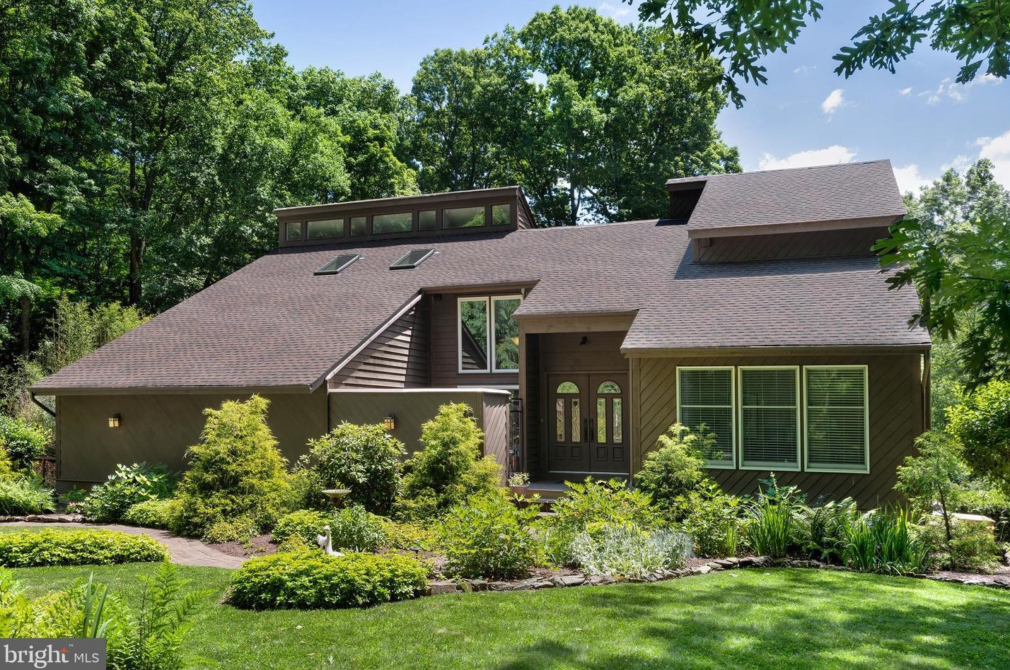 134 Reservoir Rd, Hopewell Township, NJ 08525-1310