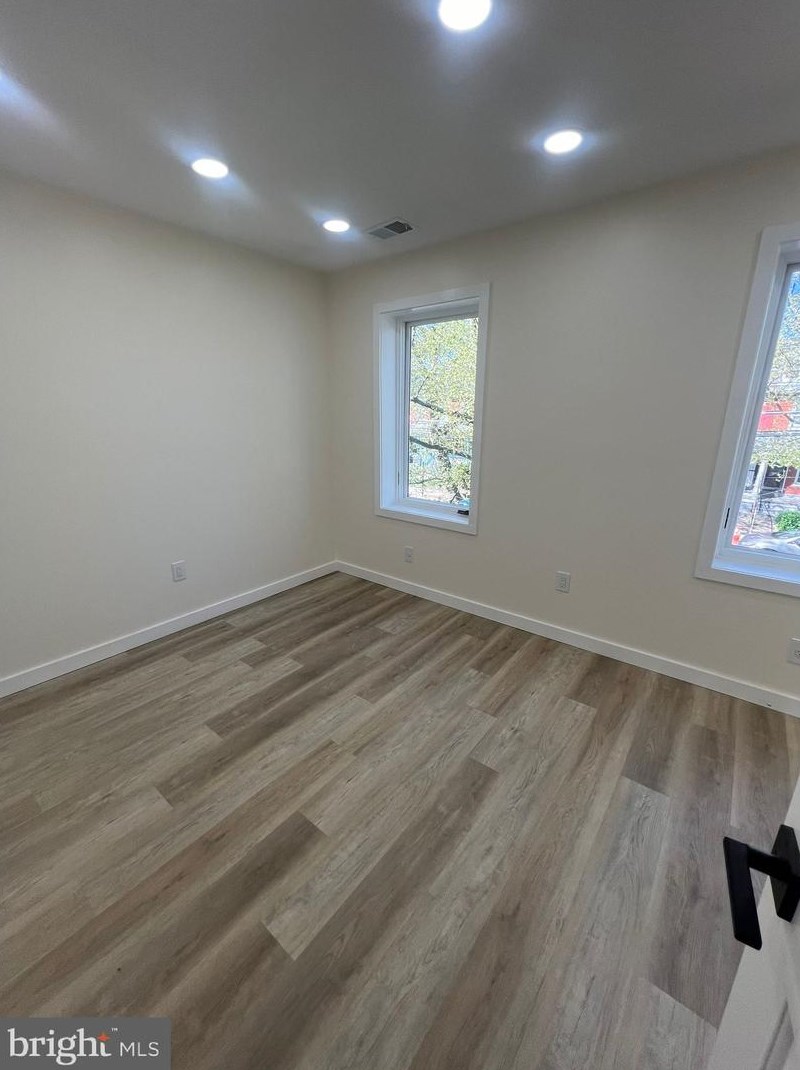 54 Carroll St, Trenton NJ 08609-1007 exterior